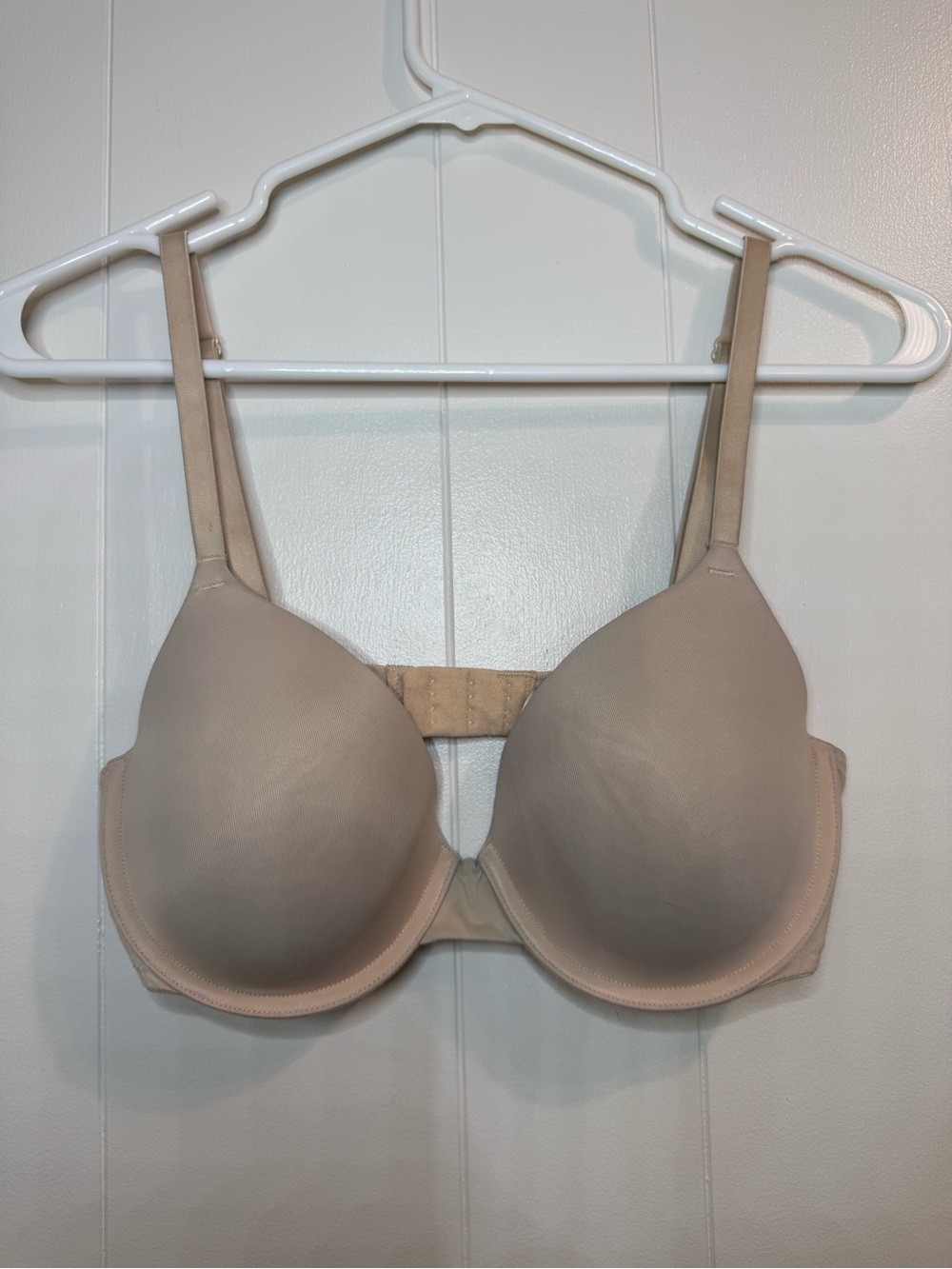 Pink Victoria’s Secret Nude T-Shirt Bra Smooth Underwire 34D